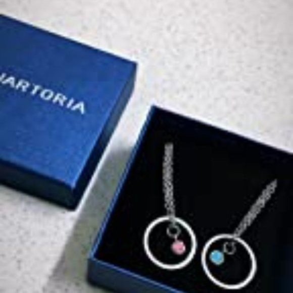 New Matching Necklaces for Couples, His and Hers Engraved Ring Pendant - Picture 5 of 9